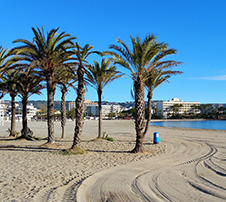 Playa de arena El Arenal